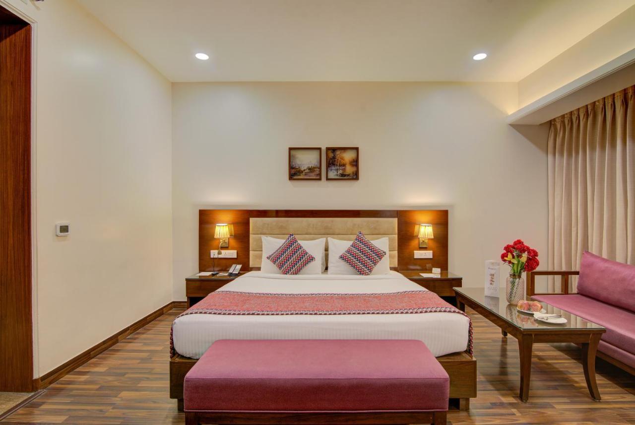 סוניפאט Hotel Home In By Amrik Sukhdev מראה חיצוני תמונה