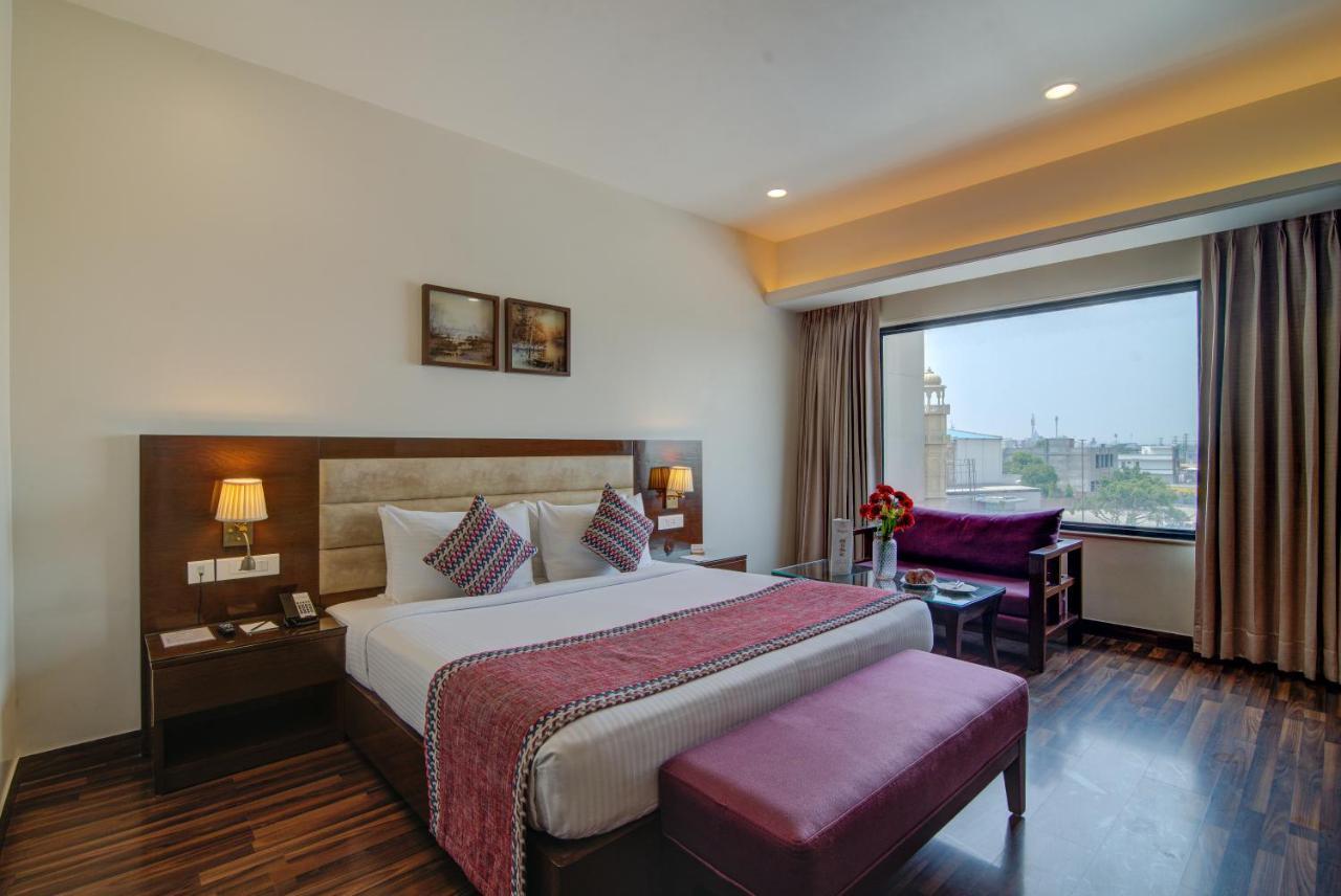 סוניפאט Hotel Home In By Amrik Sukhdev מראה חיצוני תמונה