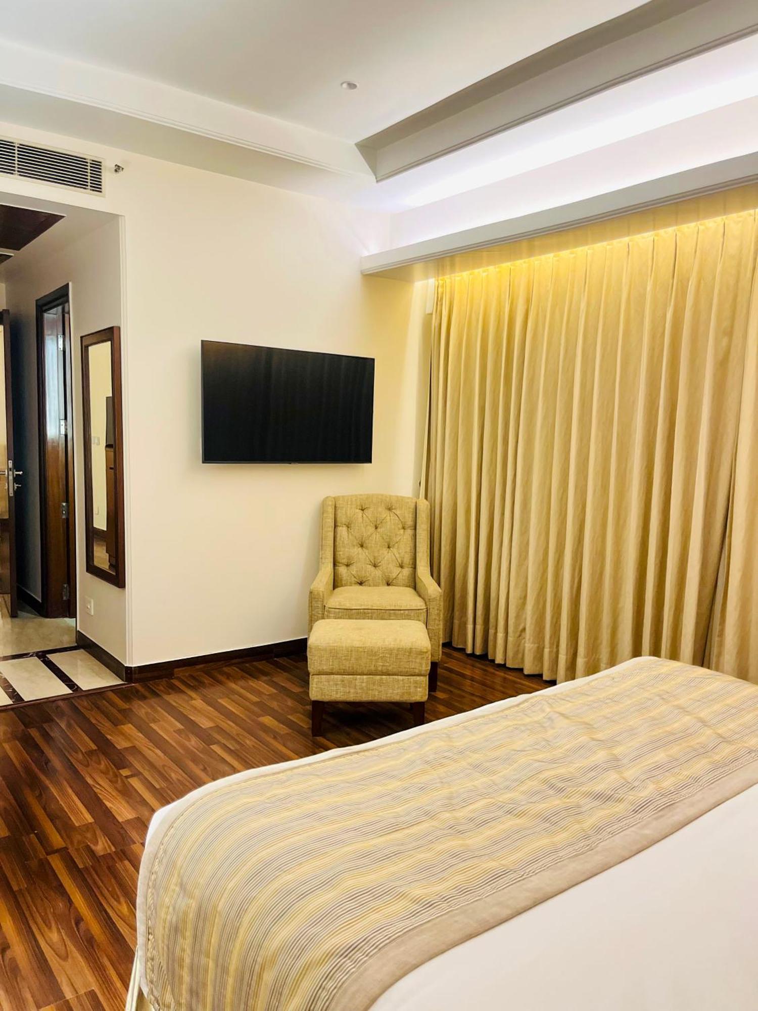 סוניפאט Hotel Home In By Amrik Sukhdev מראה חיצוני תמונה